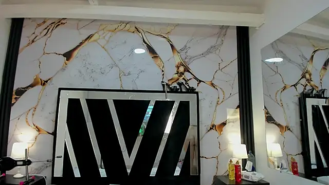 KarinaSimonz online show from September 8, 2025, 7:35 pm