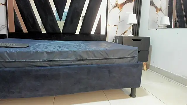 KarinaSimonz online show from October 9, 2025, 7:12 pm