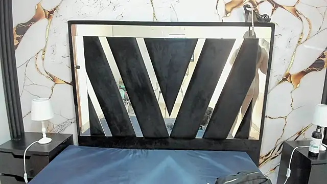 KarinaSimonz online show from October 14, 2025, 6:42 pm