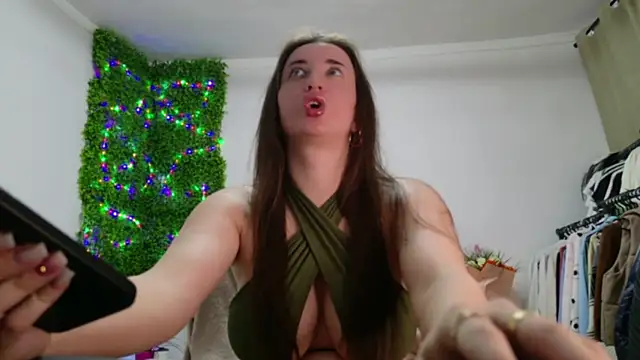 Lorennameliyy online show from January 25, 2025, 8:00 pm