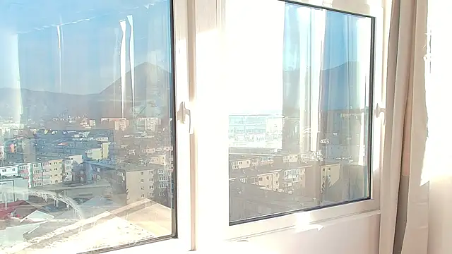 Lorennameliyy online show from March 2, 2026, 7:09 am