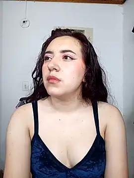 Emi chik online show from January 11, 2025, 2:52 am