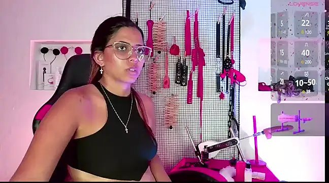 Megaan Greey online show from February 9, 2025, 12:49 am