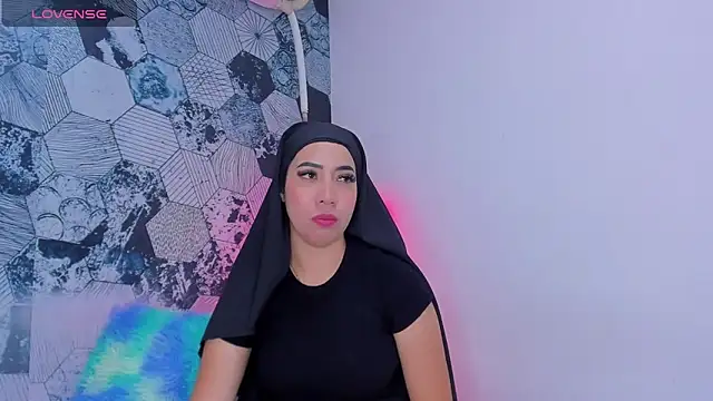 Sweet hot mia online show from January 25, 2025, 7:39 pm