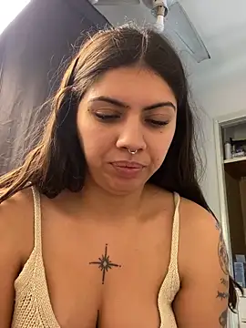 Argentiiniita online show from October 10, 2025, 6:18 pm