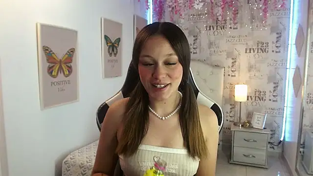 Ivyy Crystal online show from January 27, 2025, 8:17 pm