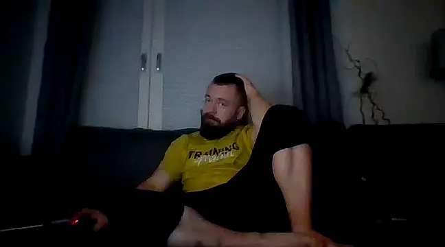 Snapshot of Sebuleczek chatting on December 8, 2024, 10:25 pm Sebuleczek online show from December 8, 2024, 10:25 pm