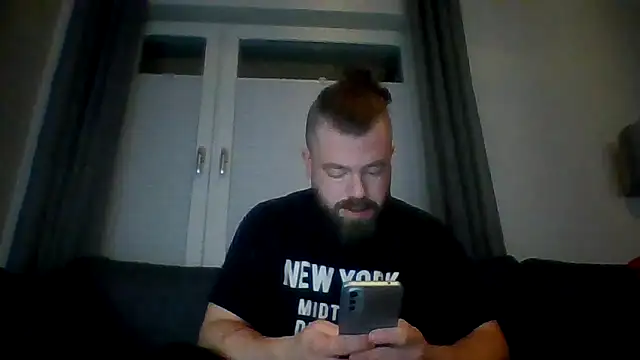 Snapshot of Sebuleczek chatting on December 21, 2024, 4:57 pm Sebuleczek online show from December 21, 2024, 4:57 pm