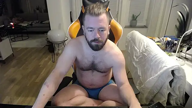 Snapshot of Sebuleczek chatting on February 27, 2025, 10:42 pm Sebuleczek online show from February 27, 2025, 10:42 pm