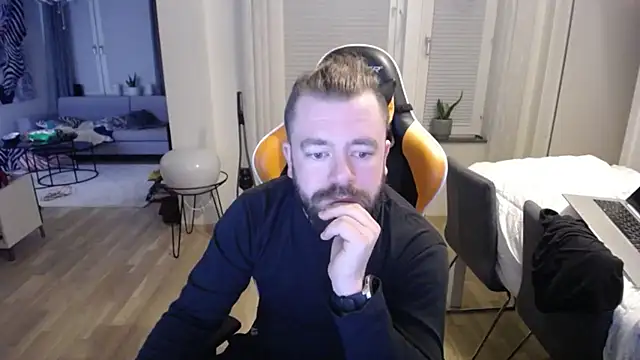 Snapshot of Sebuleczek chatting on March 3, 2025, 2:26 am Sebuleczek online show from March 3, 2025, 2:26 am