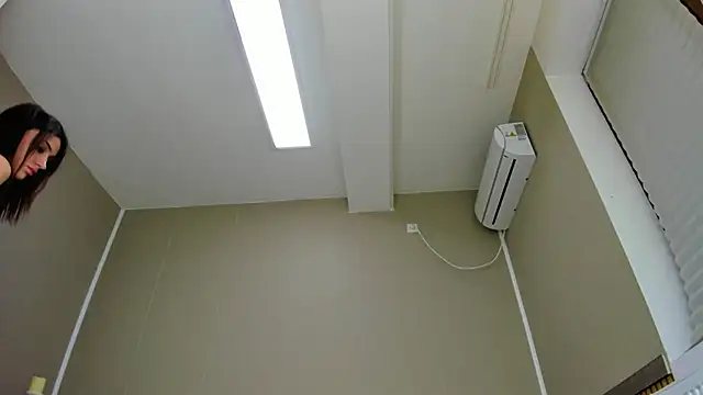 Kimi Ivy online show from December 30, 2024, 5:37 am