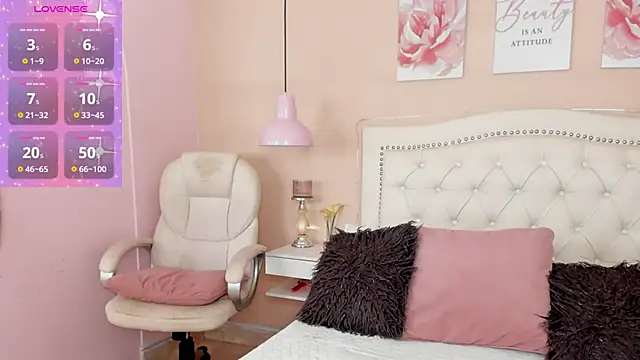 Ashley Evans18 online show from February 26, 2025, 12:03 pm