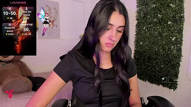 Ashley Evans18 online show from November 15, 2025, 1:18 pm