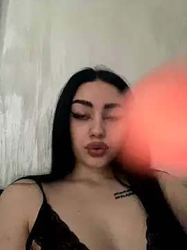 Gya Rue online show from December 5, 2025, 12:14 pm