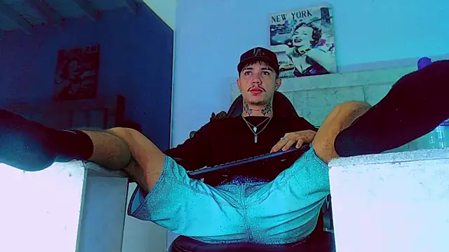 HannibalLester online show from October 1, 2025, 7:58 am