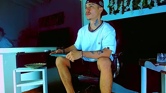 HannibalLester online show from March 17, 2026, 10:46 pm