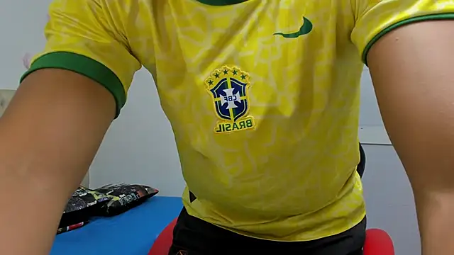 yei-sant online show from October 16, 2025, 3:51 am