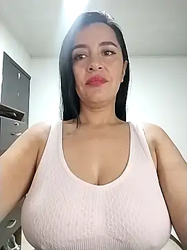 hailey85 online show from March 31, 2026, 1:18 am