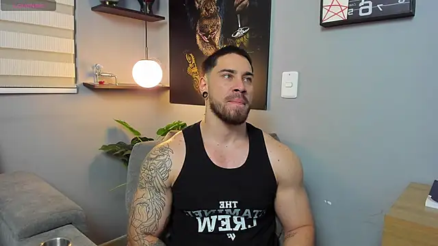 Giorgio-Leone online show from April 21, 2026, 1:07 am