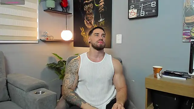 Giorgio-Leone online show from April 21, 2026, 6:55 pm