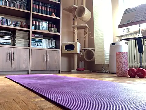 Bula94193 online show from March 12, 2025, 10:59 am