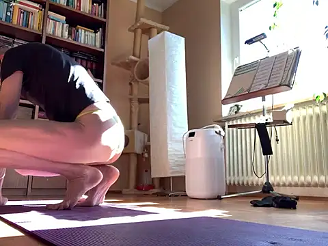 Bula94193 online show from March 18, 2025, 10:14 am