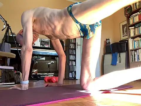 Bula94193 online show from April 21, 2026, 9:48 am