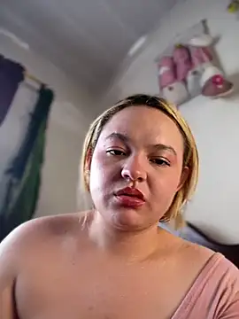 Snapshot of Naiara_Sex_ chatting on June 3, 2026, 9:53 pm Naiara Sex online show from June 3, 2026, 9:53 pm
