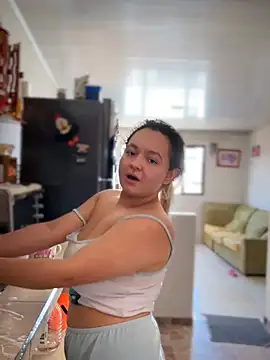 Snapshot of Naiara_Sex_ chatting on July 31, 2026, 6:18 pm Naiara Sex online show from July 31, 2026, 6:18 pm