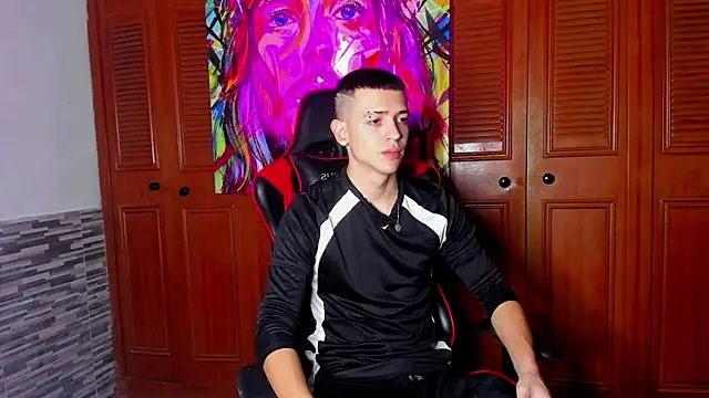 Dimitri higth420 online show from March 9, 2025, 9:57 pm