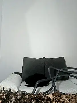 annybarros21 online show from September 26, 2025, 4:16 am