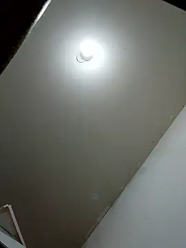 annybarros21 online show from March 11, 2026, 6:25 pm