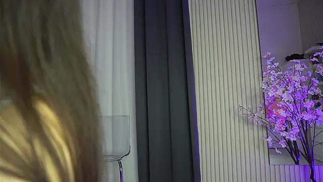KatelynSparks online show from June 4, 2026, 5:46 am