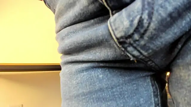 Caroline dh online show from April 13, 2026, 11:37 am