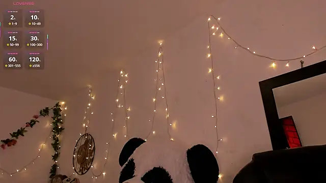 Snapshot of Carlasxdreams chatting on January 8, 2026, 2:14 am Carlasxdreams online show from January 8, 2026, 2:14 am