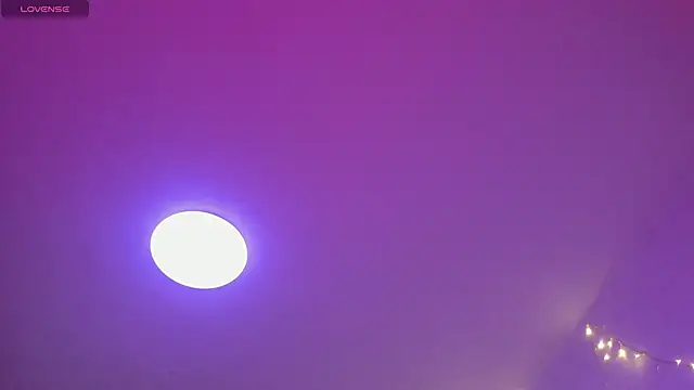 Snapshot of Carlasxdreams chatting on February 26, 2026, 4:00 am Carlasxdreams online show from February 26, 2026, 4:00 am