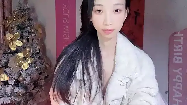 Lili-2 online show from January 3, 2025, 7:18 pm