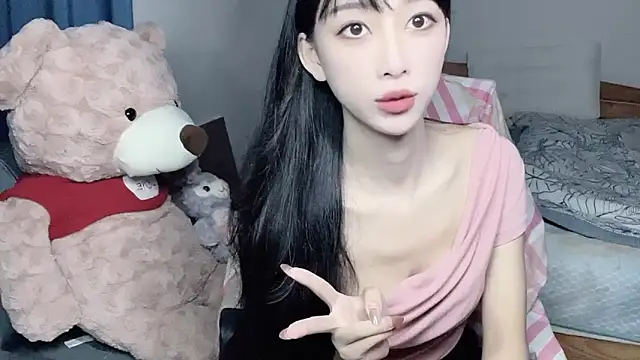 Lili-2 online show from September 27, 2025, 5:29 pm