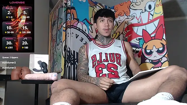 Nickhot0609 online show from December 15, 2024, 4:04 pm