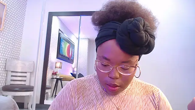 Makena gh online show from February 25, 2025, 3:52 am