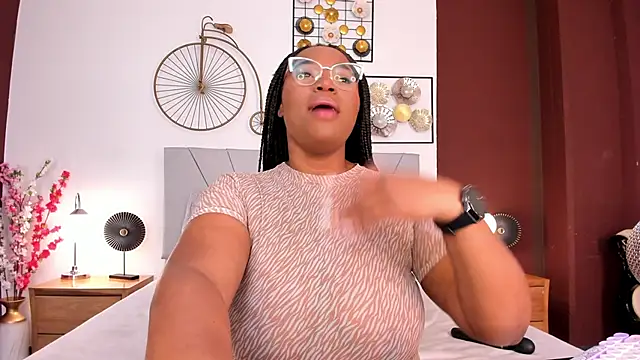 Makena gh online show from September 30, 2025, 4:06 am