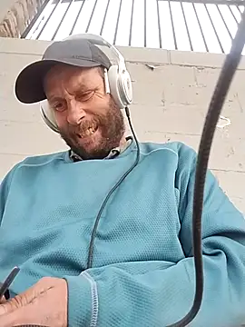 axelongshaft69 online show from March 24, 2026, 3:50 pm