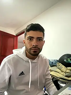 Jestebanano online show from October 27, 2025, 2:10 pm