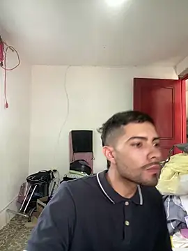 Jestebanano online show from February 28, 2026, 7:04 pm