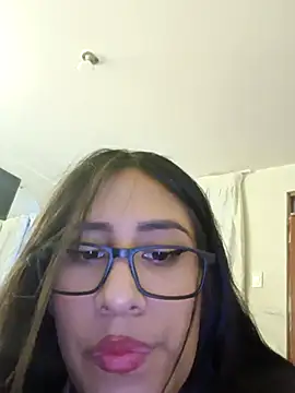 AleFantasy0001 online show from February 26, 2025, 2:26 am