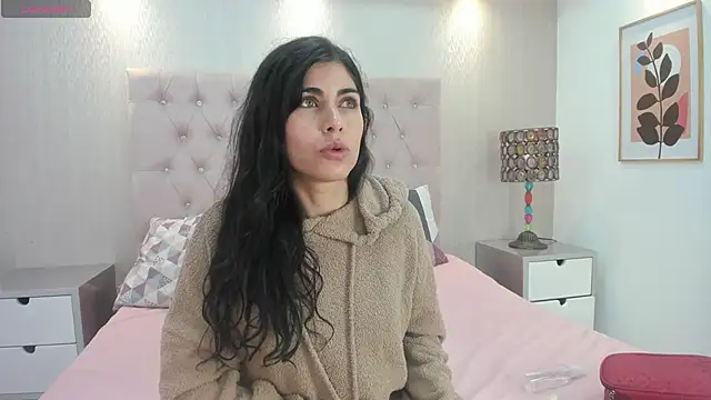 Melodi Roux online show from March 27, 2026, 1:22 pm