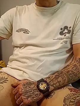 rolesexy online show from September 19, 2025, 2:02 am