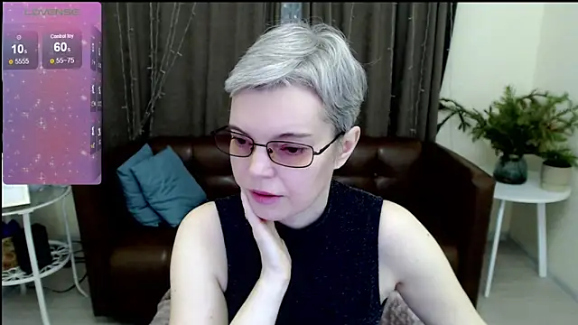 Cutie Erikaa1 online show from January 19, 2025, 1:53 am