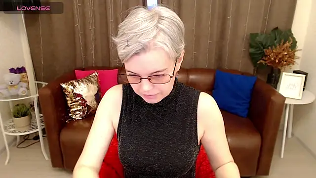 Cutie Erikaa1 online show from March 22, 2025, 2:27 am