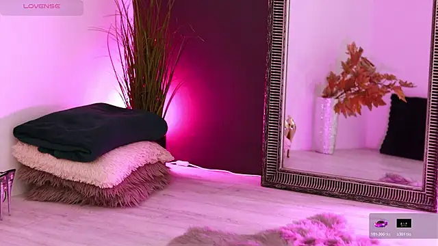 MissLilaa online show from October 25, 2025, 3:51 pm